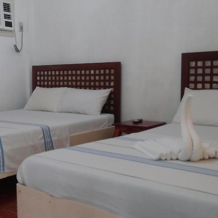 Villa Criselda Resort Balabag Kültér fotó